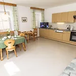 Trinker Daire Zell am See